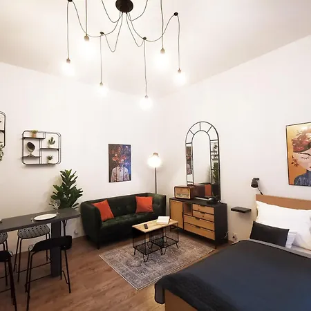 Loft Designstudio In Downtown * בודפשט