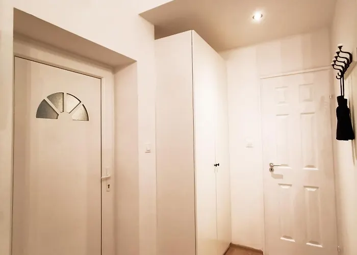 Loft Designstudio In Downtown 아파트